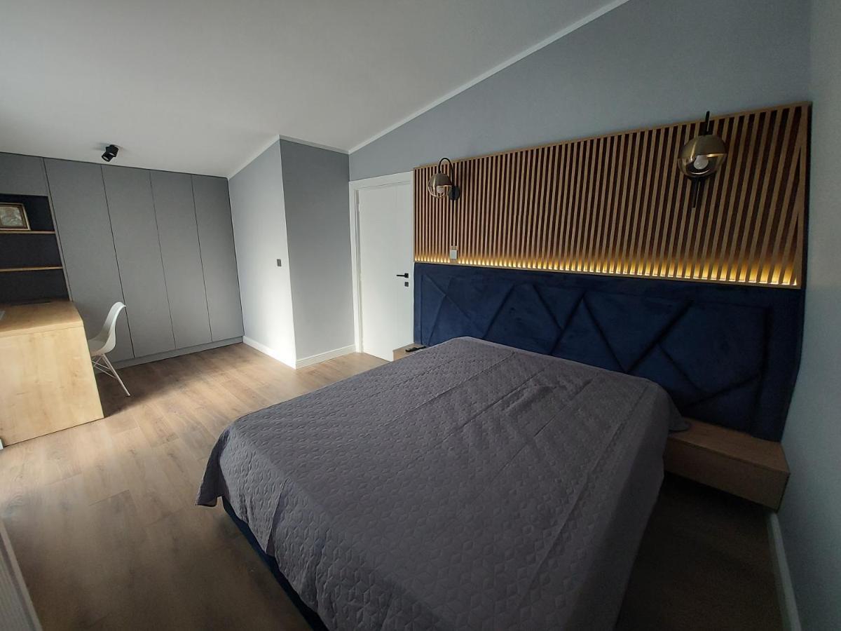Lovely Apartment Ioana Târgu Neamț Buitenkant foto
